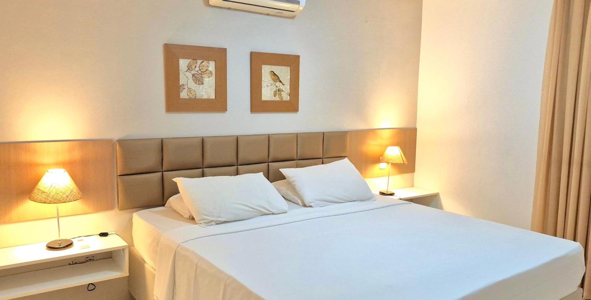 Atlantic Palace Family Inn 阿奎拉兹 外观 照片